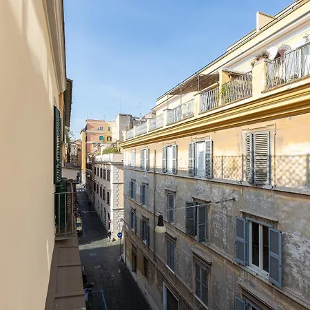 Daire Borgo Vittorio Terrace By In Roma