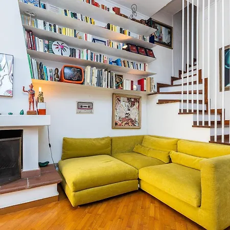 Apartment Borgo Vittorio Terrace By In *